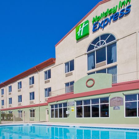 Holiday Inn Express Hotel & Suites Live Oak By Ihg Exteriör bild