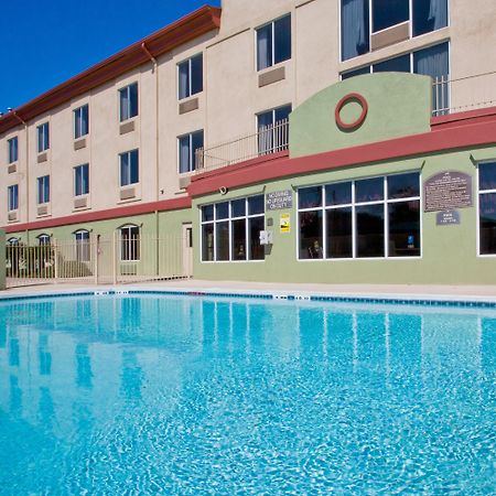 Holiday Inn Express Hotel & Suites Live Oak By Ihg Exteriör bild