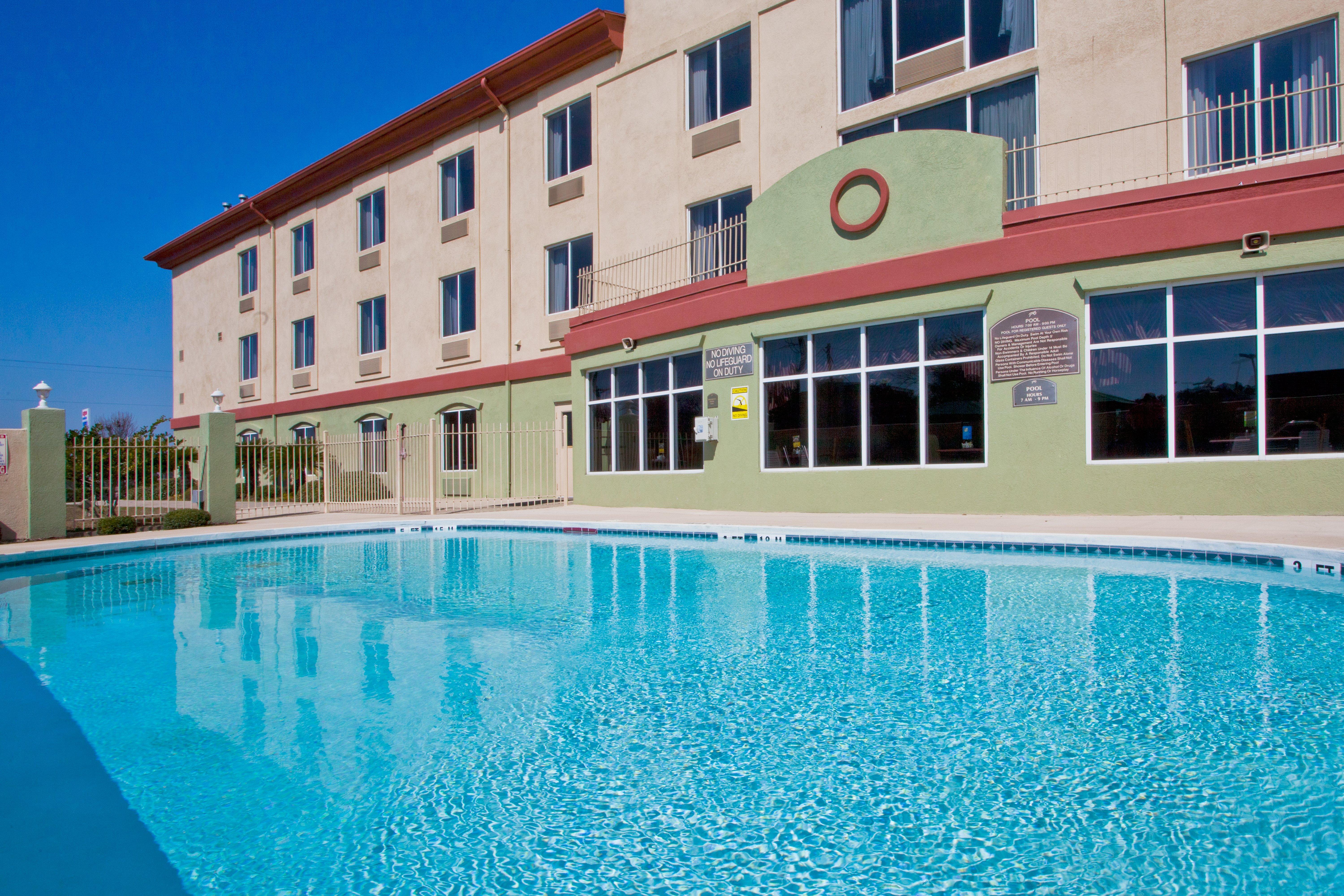 Holiday Inn Express Hotel & Suites Live Oak By Ihg Exteriör bild