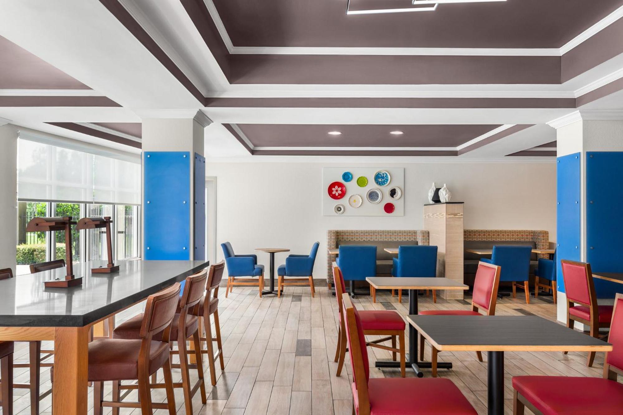 Holiday Inn Express Hotel & Suites Live Oak By Ihg Exteriör bild