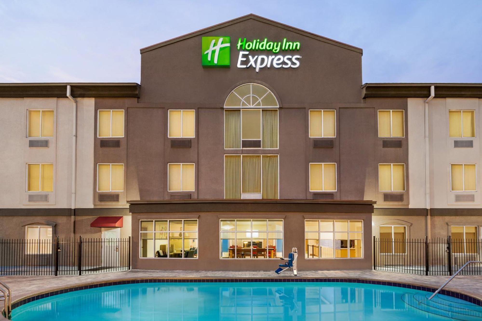 Holiday Inn Express Hotel & Suites Live Oak By Ihg Exteriör bild